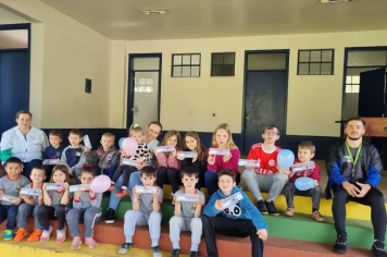 Secretaria Municipal da Saúde de Aratiba realiza escovação supervisionada e entrega kits odontológicos nas escolas do município!