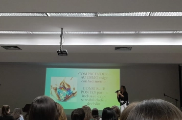 Aratiba marca presença no Seminário Abril Azul em Passo Fundo