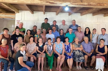 Encontro reúne grupo da terceira idade do interior de Aratiba