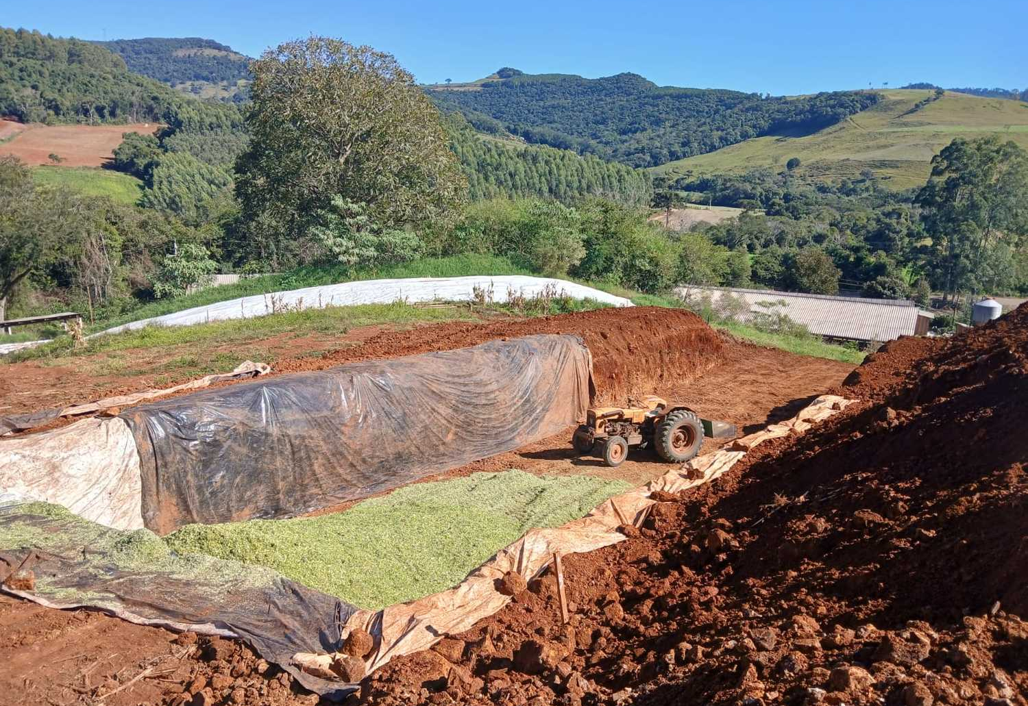 Obras no campo impulsionam produção e infraestrutura rural