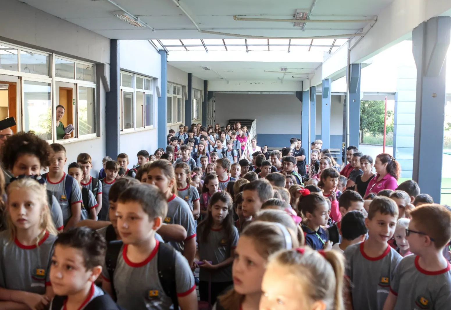 REDE MUNICIPAL DE ENSINO DE ARATIBA DÁ INÍCIO AO ANO LETIVO DE 2026